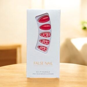 Valentine’s Day Nails